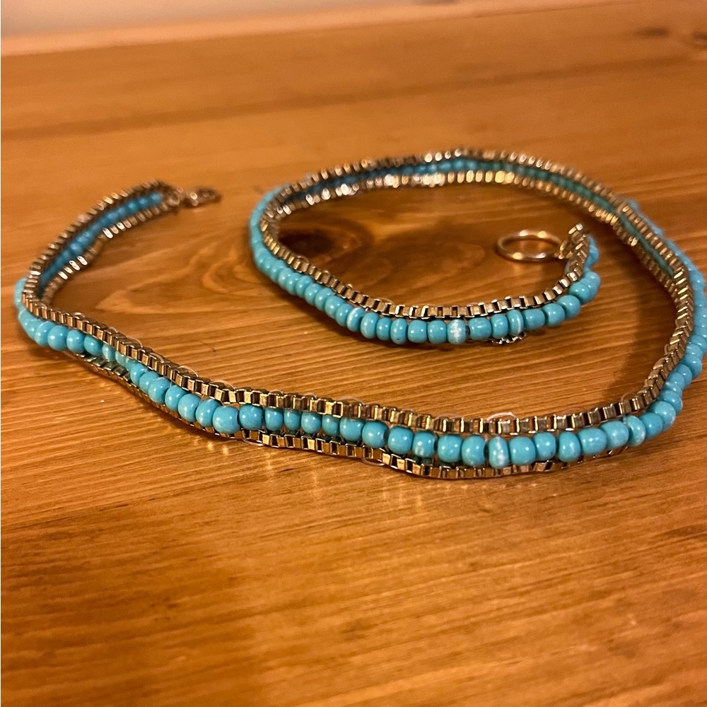 Turquoise color beaded wrap bracelet with gold edging and clasp 21” - Picture 4 of 9